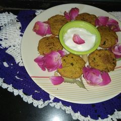 A picture of Palak vada.