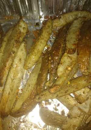 A picture of Seasoned Oven Baked Fries.
