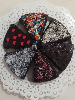 عکسی از دستور کیک خیس شکلاتی
