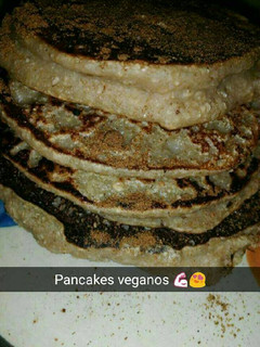 Una foto de Pancakes veganos