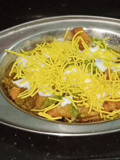 કચોરી ચાટ(Kachori Chaat Recipe in Gujarati) રેસીપી મુખ્ય ફોટો