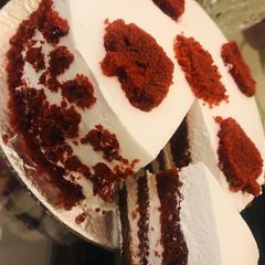 A picture of Red velvet cake.