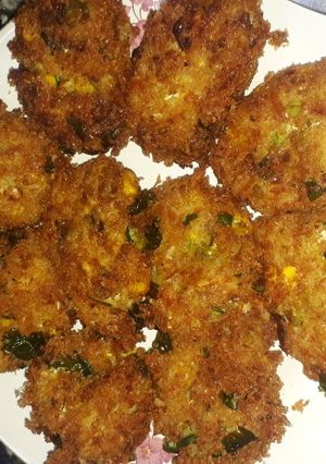 A picture of Vegetable noodles cutlets.