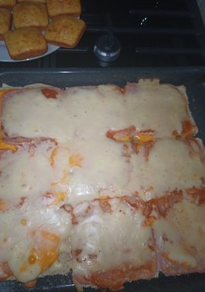 Una foto de Pizza de pan de molde