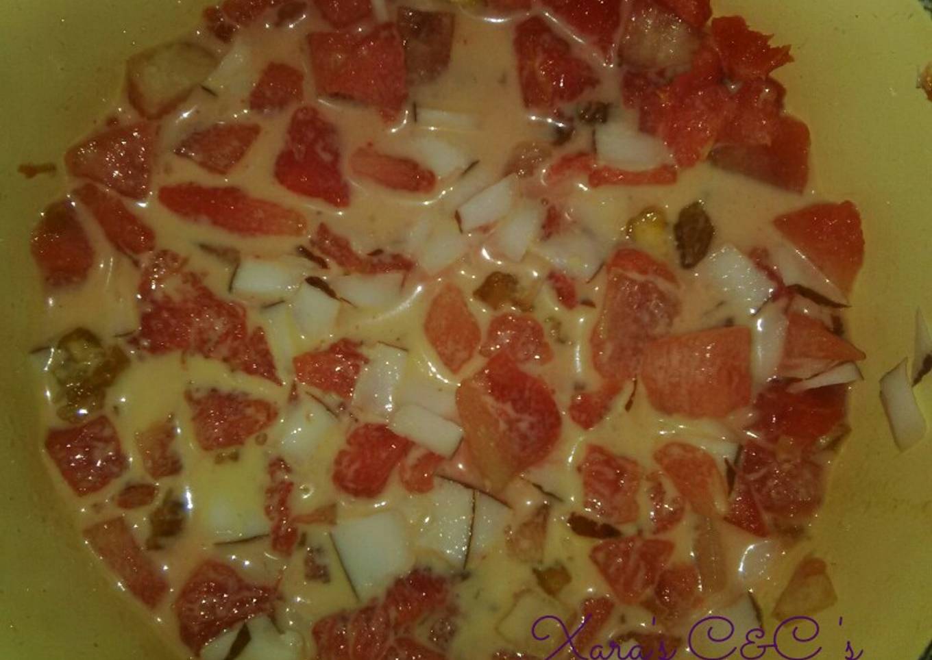 Date & Coconut Salad