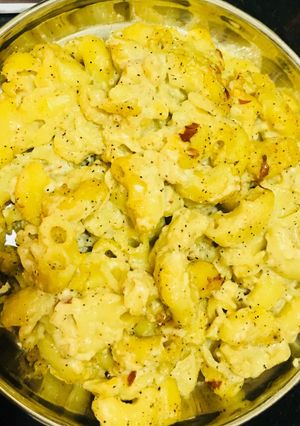 A picture of Baked pasta.