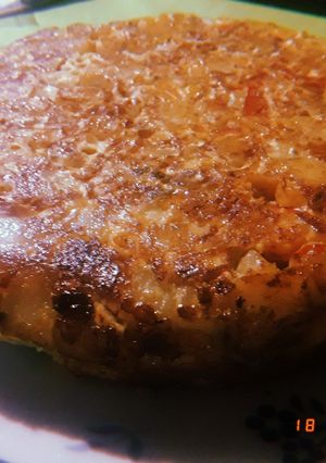 Una foto de Tortilla de papa y zapallo y demás verduras
