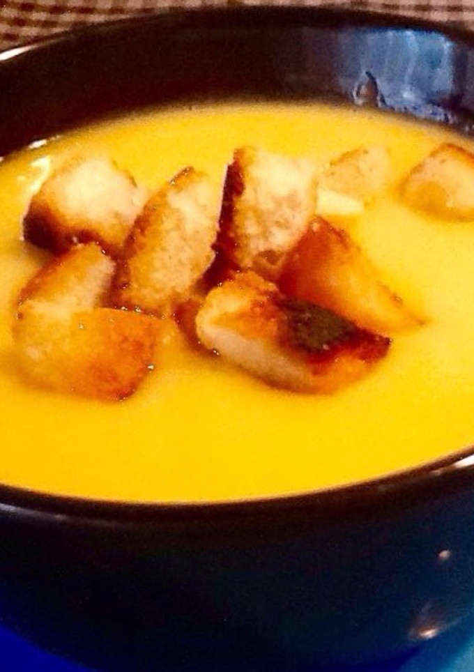 Una foto de Crema de verduras al pimentón