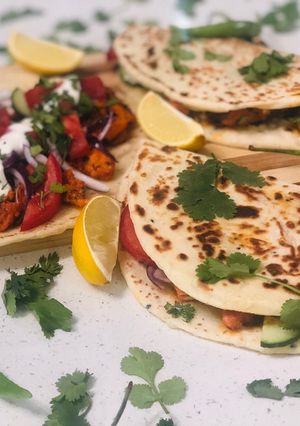 A picture of Tandoori Chicken Naan Fold Over.