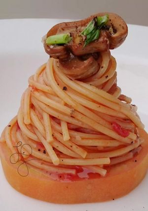 A picture of Mushroom Spaghetti.