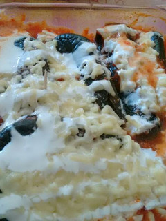 Una foto de Chiles rellenos sin capear. ॐ