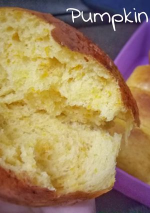Foto resep Pumpkin Buns (Roti Labu Kuning)