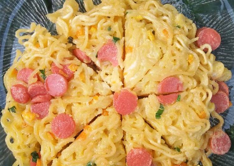 Bagaimana Menyiapkan Omelette mie yang Enak Banget