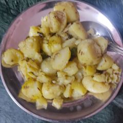 A picture of Upwas aloo.