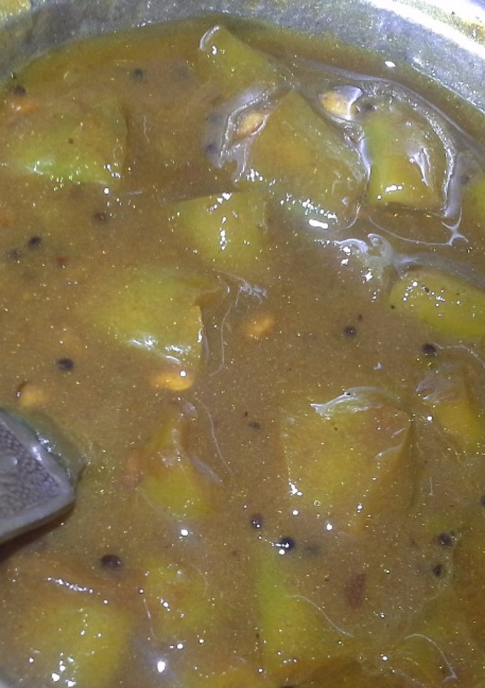 A picture of Green chilli Patchidi-Andra Special.