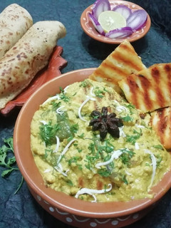 पनीर टिक्का इन मखनी ग्रेवी (Paneer Tikka in Makhani gravy recipe in Hindi) रेसिपी मुख्य फोटो