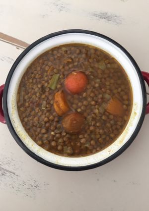 Una foto de Lentejas con verduras