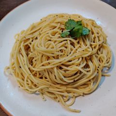 A picture of Spaghetti Aglio e olio.
