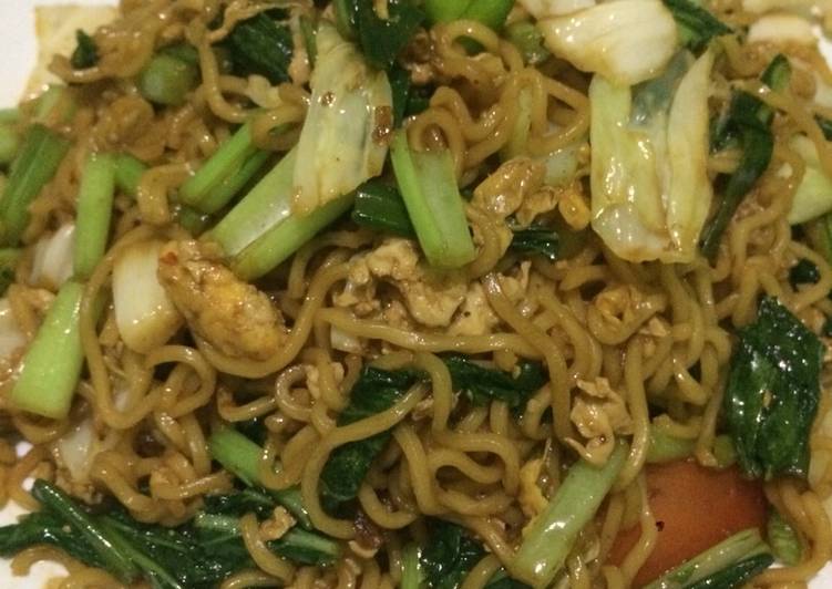 Cara Gampang Membuat Indomie goreng tek tek Anti Gagal