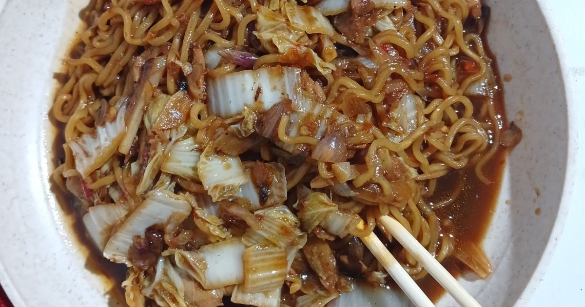 Mie Nyemek Sambal Cakalan