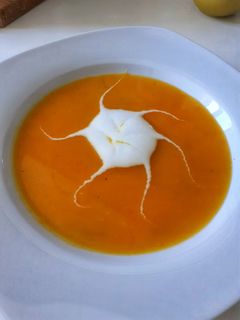 Curry-s sárgarépakrémleves🥕 recept fotója