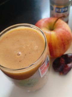 ஆப்பிள் மில்க் ஷேக்(apple milkshake recipe in tamil) செய்முறை முக்கிய புகைப்படம்