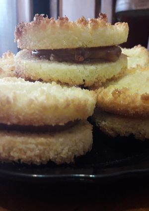 Una foto de ☆Alfajores de Coco☆