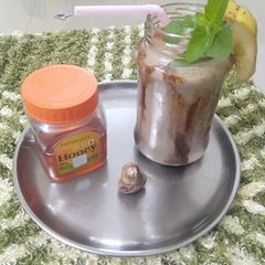 A picture of ચોકલેટ બનાના સ્મુધી (Chocolate Banana Smoothie Recipe In Gujarati).