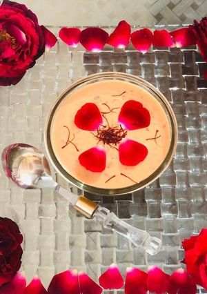 A picture of Rose kesar kheer.