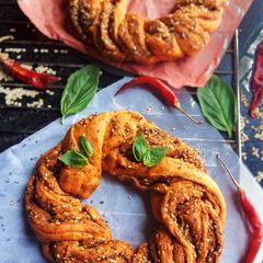 A picture of Zataar Braided Bread.