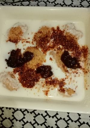 A picture of Meetha dahi bary with homemade chat masala And imli ki chutney.