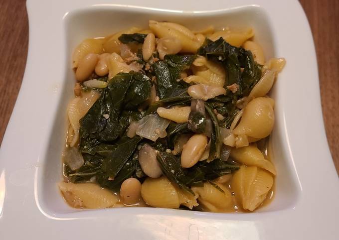 Easiest Way to Prepare Perfect Cannellini & Collards Pasta (Vegetarian)