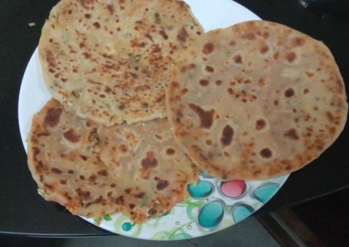 Cheesy veg Paratha Recipe