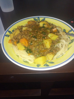 A picture of Spaghetti and minced meat.