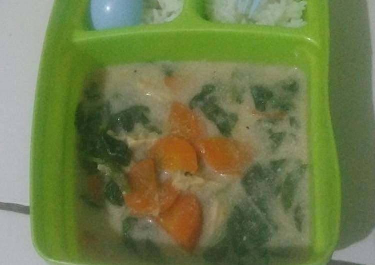 3. Sayur bayam gurih