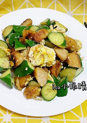 小黃瓜炒黑輪 的食譜成品照片