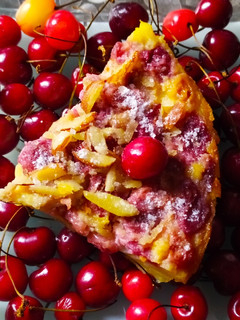 A picture of 🍒Cherry Clafoutis🍒.