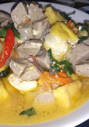 Foto resep Asem asem bakso tahu bumbu iris