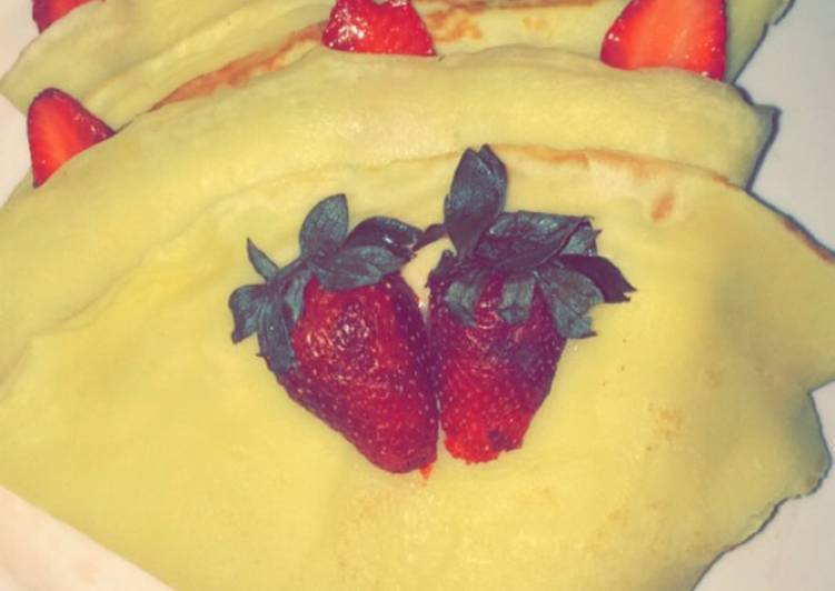 Easiest Way to Prepare Quick Crepes whit Chocolate and strawberry