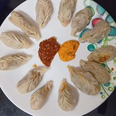 A picture of Veg Momos.