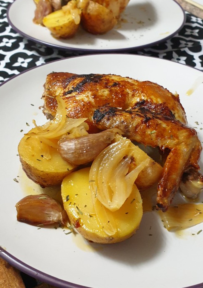 Una foto de Pollo asado con mantequilla