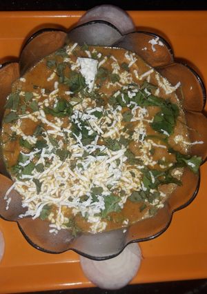 શાહી પનીર (shahi paneer recipe in gujarati) રેસીપી મુખ્ય ફોટો