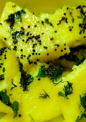 A picture of Chana Daal Dhokla (Lentil Dhokla).