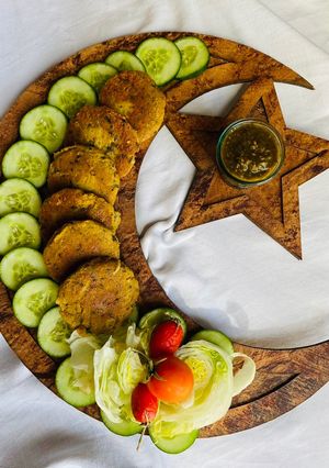 A picture of Chicken shami kebabs.