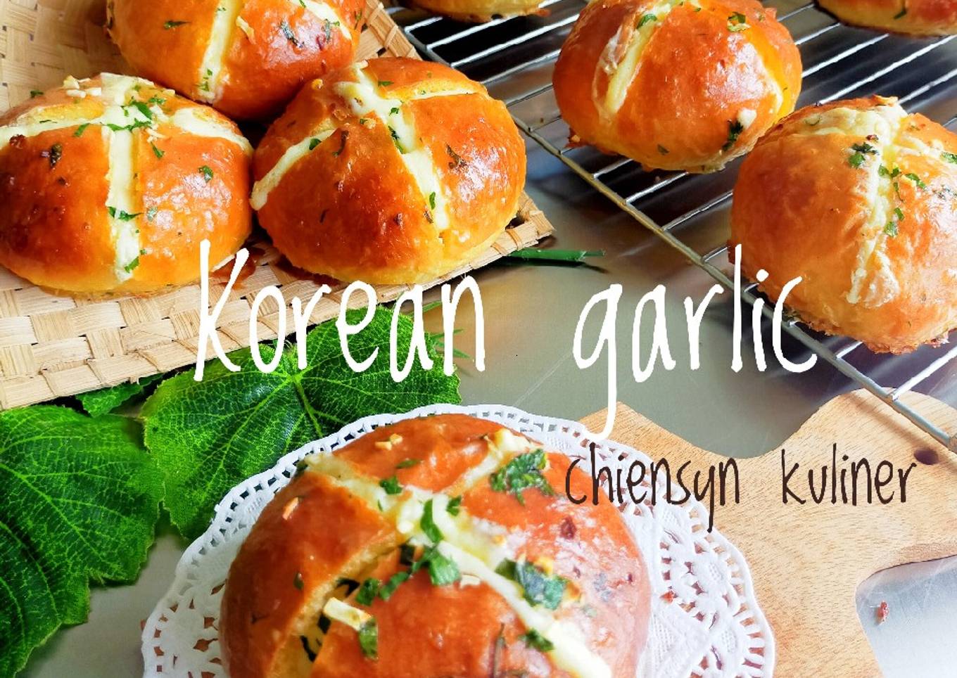 Korean garlic cheese bread