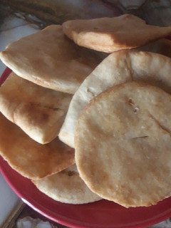 Una foto de Tortas fritas fáciles y muy ricas 😋