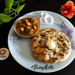 A picture of Baked Amritsari Aloo Kulcha (Airfryer).