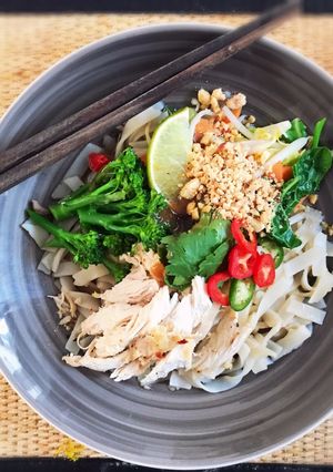 A picture of Asian Chicken with Rice Noodles.