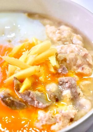 รูปของ โจ๊กข้าวโอ๊ตไก่สับ+ไข่ลาวา (คลีน)