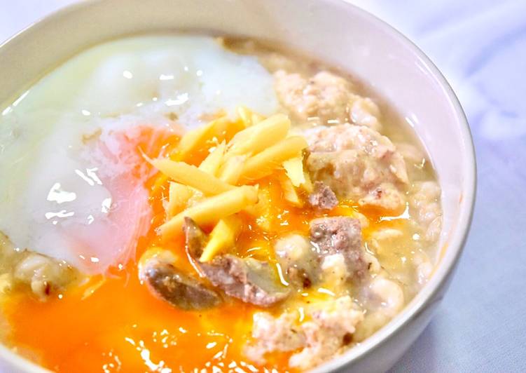 โจ๊กข้าวโอ๊ตไก่สับ+ไข่ลาวา (คลีน)